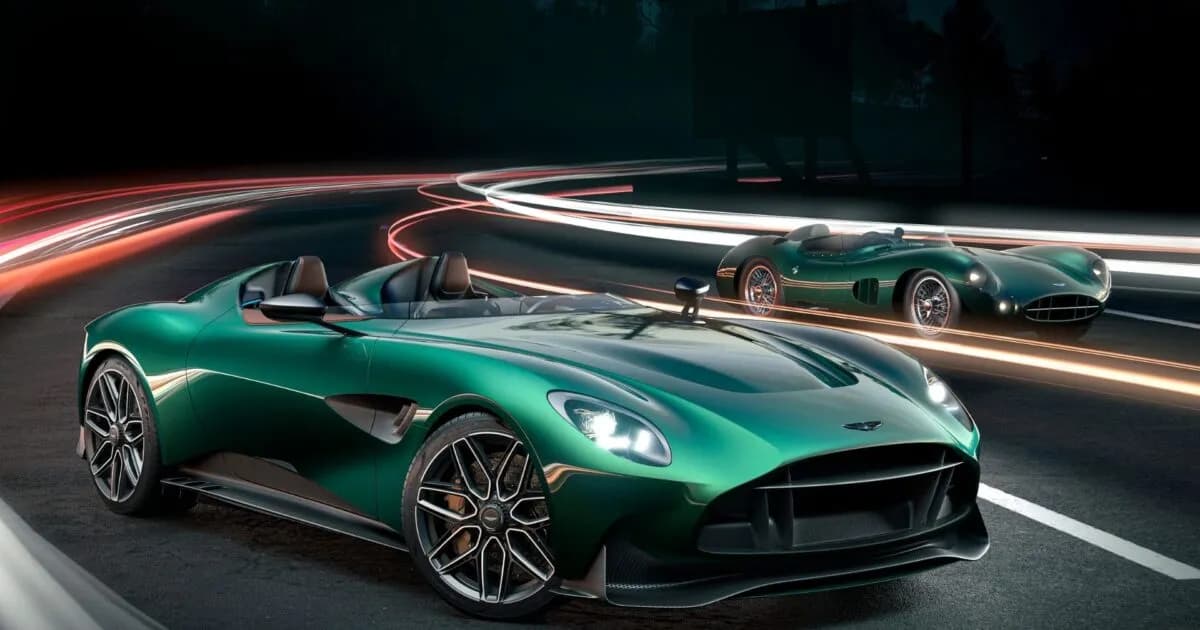 Ο Λανς Στρολ παρκάρει τη σπάνια Aston Martin DBR22 στο Μονακό