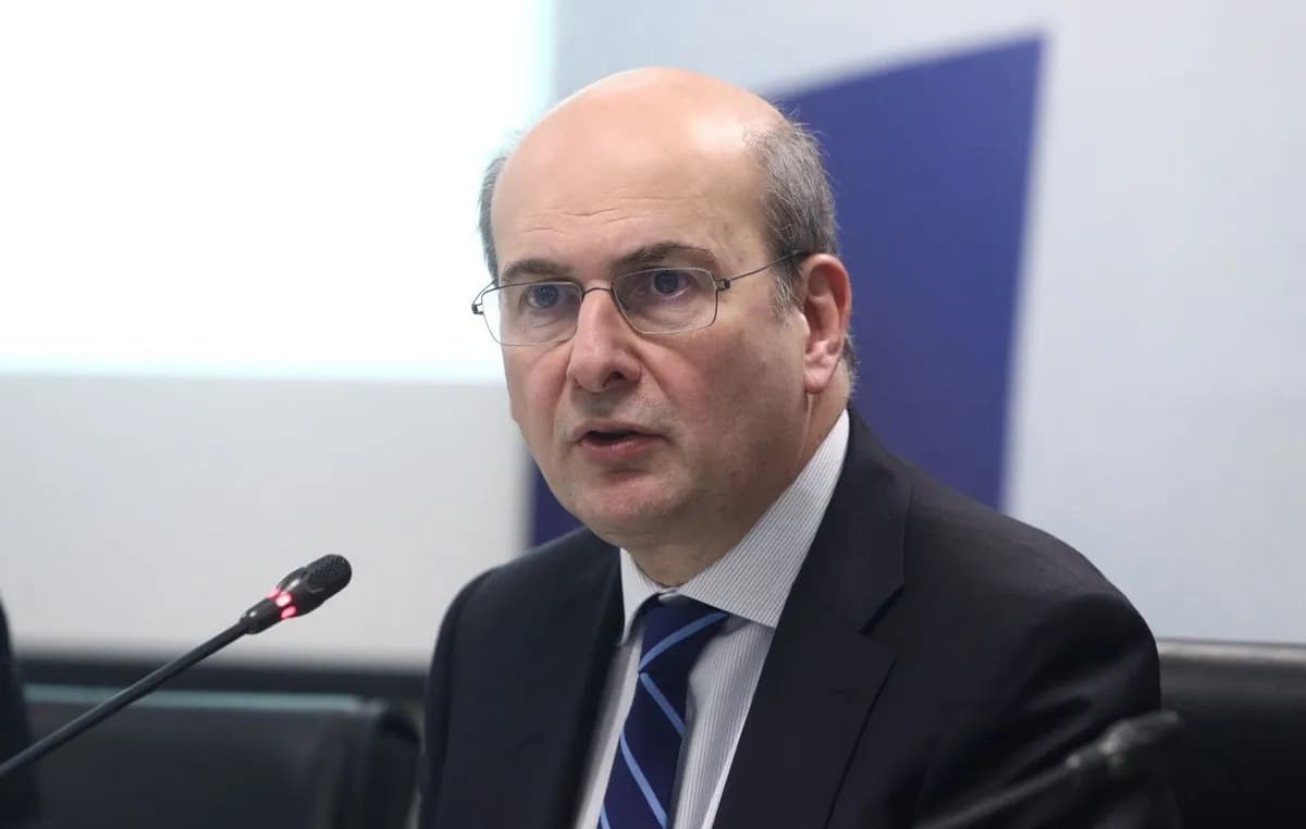 Ο Χατζηδάκης δέχθηκε προτάσεις του ΣΒΑΠ για τη μεταποίηση