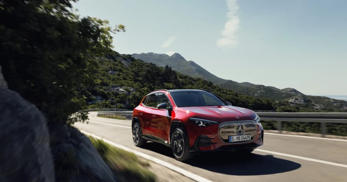 Η Mercedes-Benz παρουσιάζει τη νέα ηλεκτρική GLA με AI
