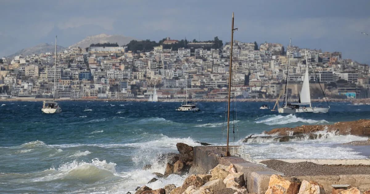 Ο καιρός σήμερα: Υψηλός κίνδυνος πυρκαγιάς σε πολλές περιοχές