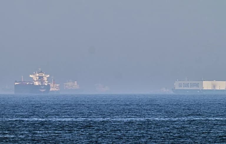 Το Ιράν κρατά κλειστά τα Στενά του Ορμούζ μέχρι νέων όρων