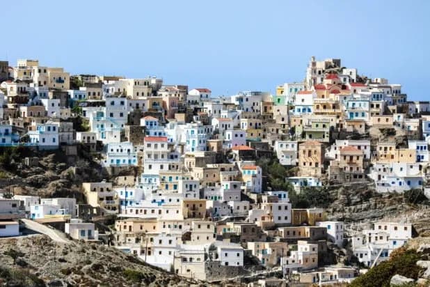 Η Κάρπαθος απαγορεύει την κολύμβηση για πυρομαχικά