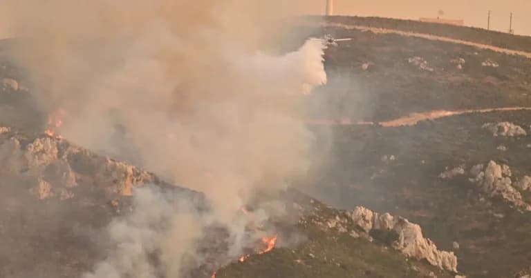 Φωτιά στον Φοίνικα Ρεθύμνου: Εκκένωση σε Φωτεινάρι, Σούδα