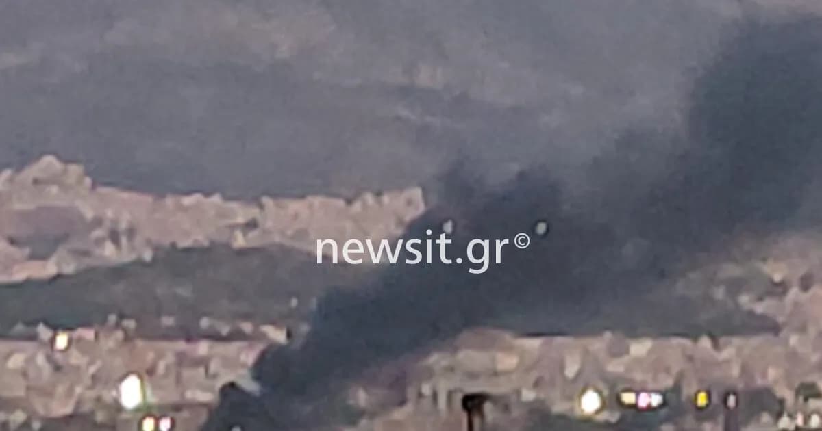 Η φωτιά στο Αιγάλεω κοντά στο γήπεδο του Παναθηναϊκού