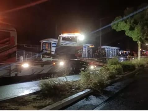 Επίθεση με αυτοκίνητο στην Καν: Ένας νεκρός, 10 τραυματίες