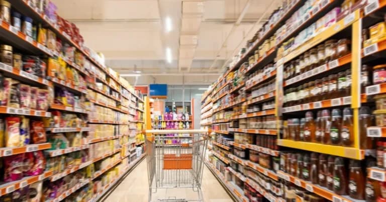 Νέες μειώσεις τιμών στα σούπερ μάρκετ από 31 Αυγούστου
