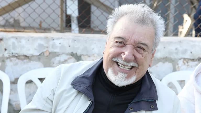 Ο Τάσος Χαλκιάς μιλά για το σπίτι που χάθηκε στη φωτιά