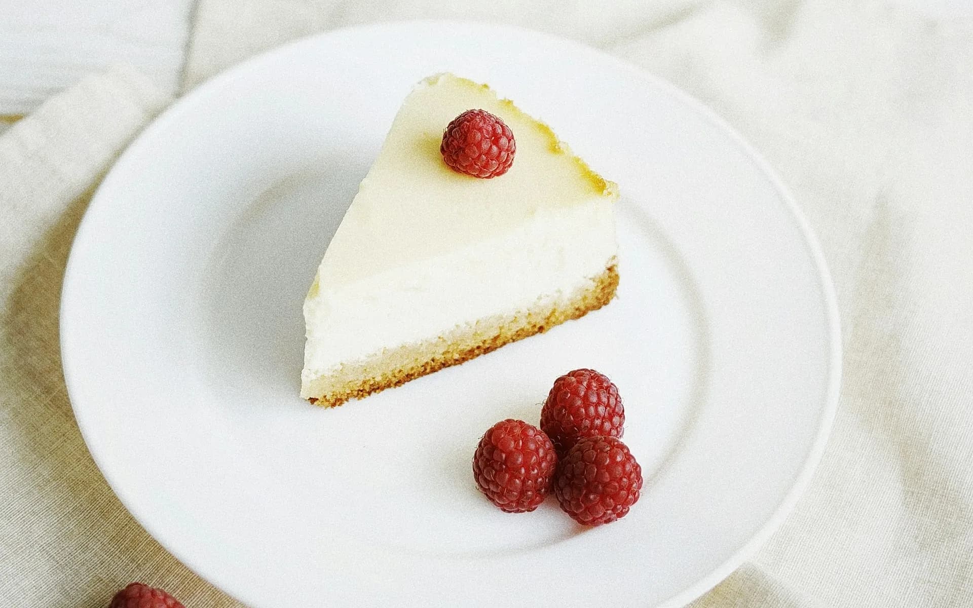 Η συνταγή για cheesecake λεμονιού χωρίς ψήσιμο στον φούρνο