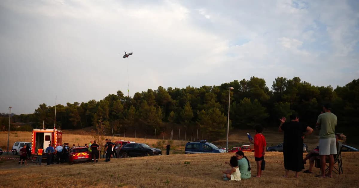 Η Γαλλία ενισχύει τη στήριξη πυρόπληκτων με 100 εκατ.