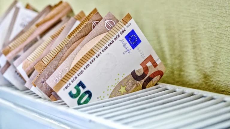 Το ΠΑΣΟΚ κατηγορεί την κυβέρνηση για την ακρίβεια