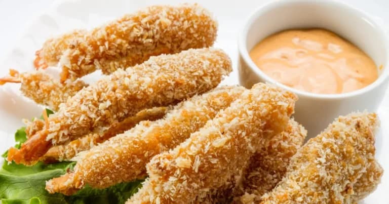Η συνταγή για τραγανή γαρίδα tempura με κρούστα καρύδας