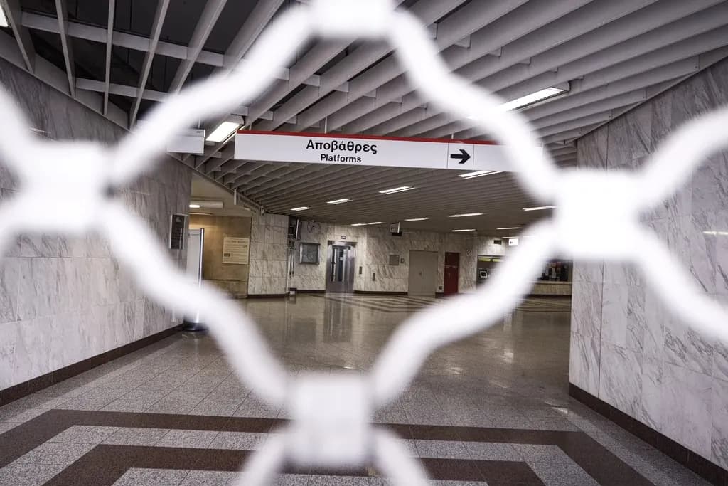 Απόπειρα Αυτοκτονίας στο Μετρό: Κλειστοί Τρεις Σταθμοί