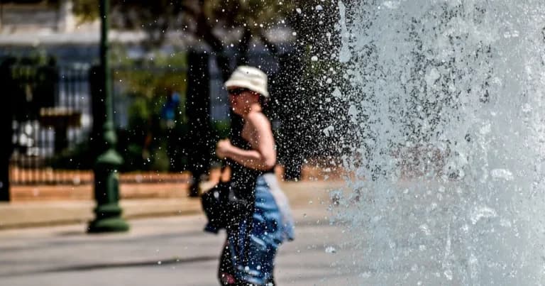 Ο καύσωνας συνεχίζεται σήμερα με 39 βαθμούς Κελσίου