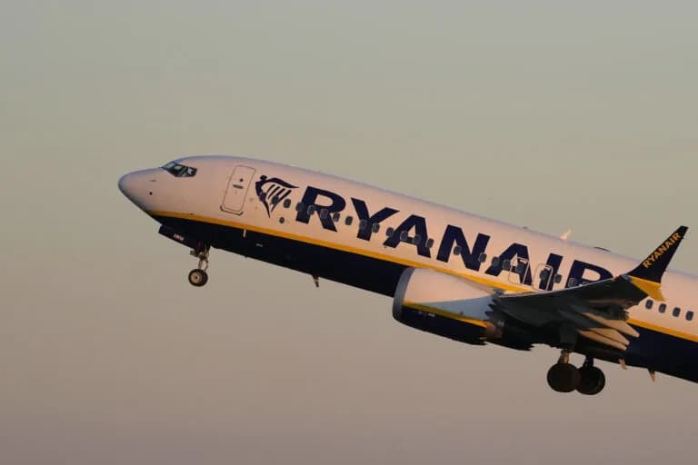 Ο επιβάτης παρασύρθηκε σε πτήση της Ryanair, λέει η NTSB