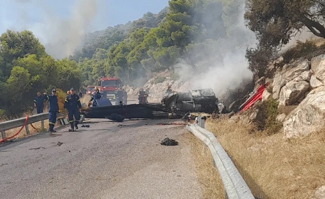 Σύγκρουση ελικοπτέρων στην Ψάθα: Μηνύει η οικογένεια