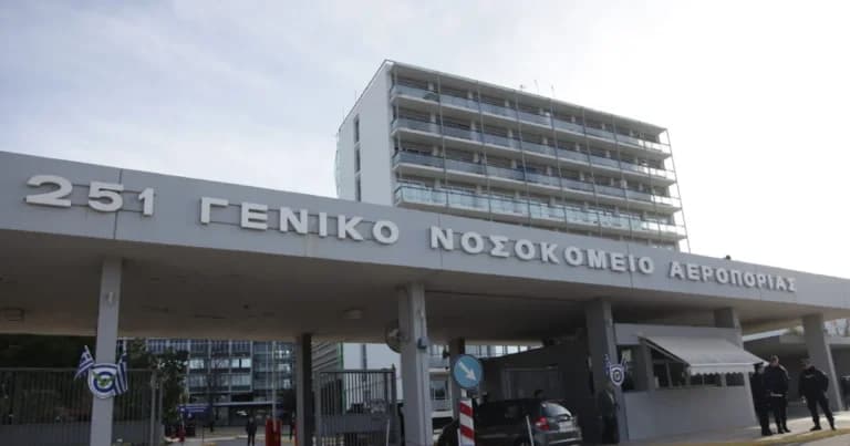 Η Πυροσβεστική στο πλευρό των διασωθέντων της Ψάθας