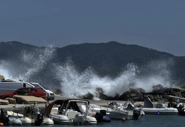 Η Αττική σε ακραίο κίνδυνο πυρκαγιάς λόγω ισχυρών ανέμων