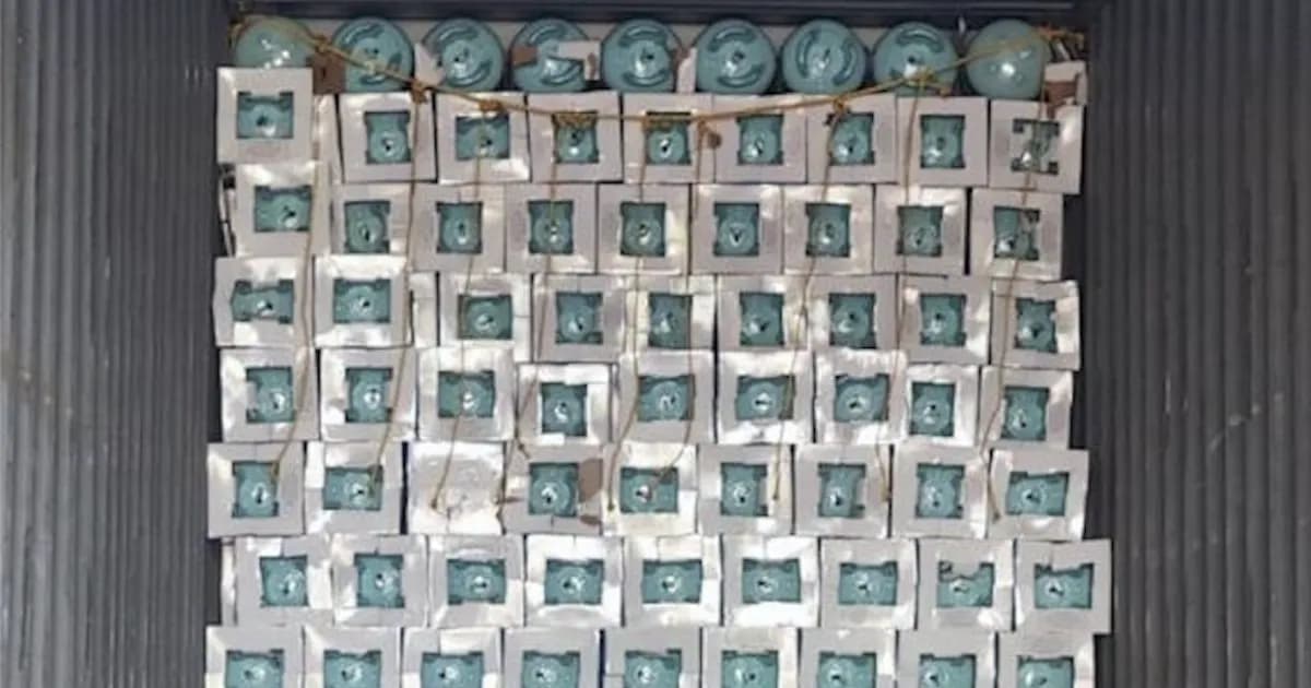 Η ΑΑΔΕ εξάρθρωσε λαθρεμπόριο φρέον 1.296 φιαλών