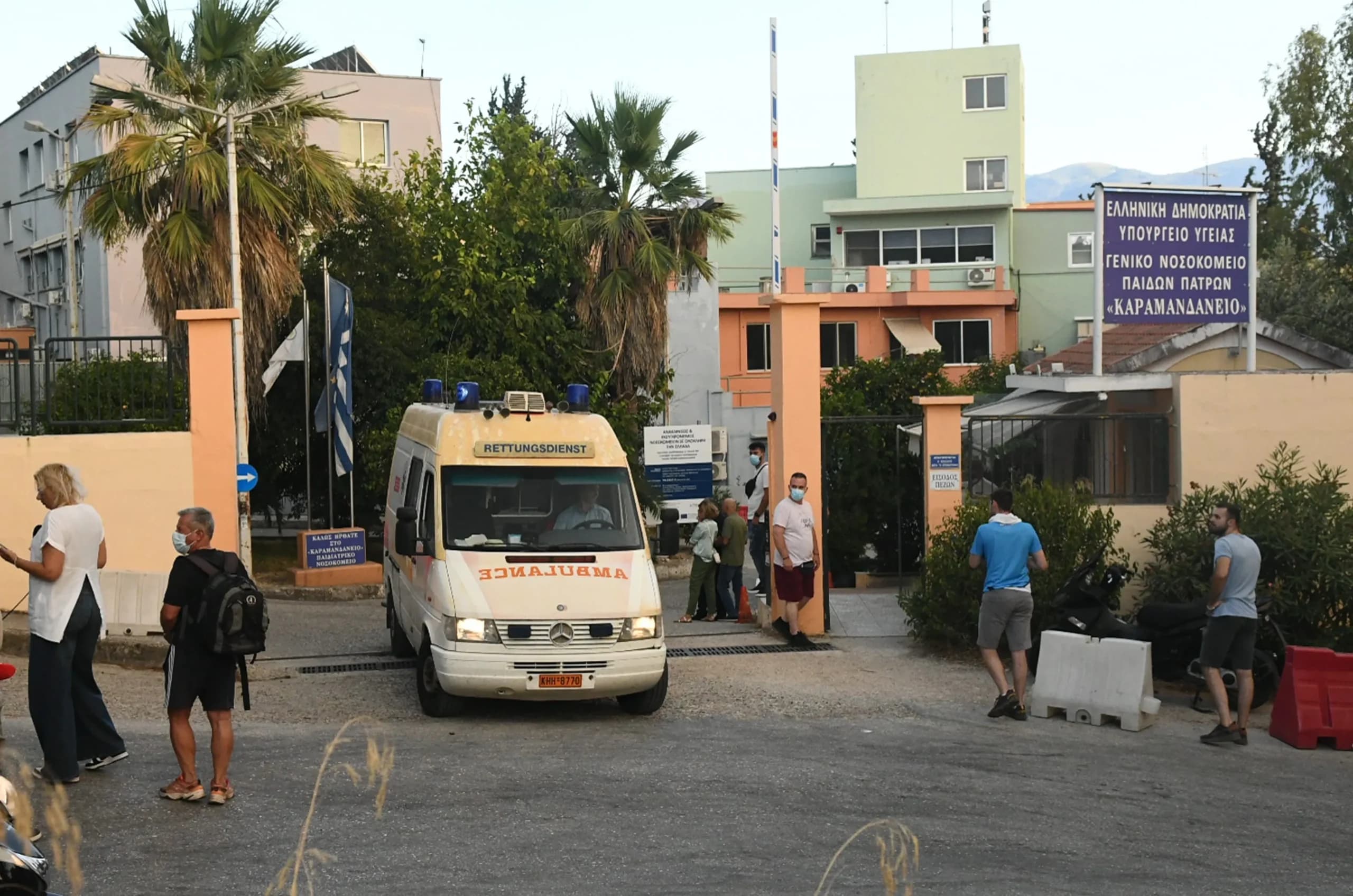 14χρονος στη Δυτική Αχαΐα: Νοσηλεύεται μετά από πτώση από κάγκελο