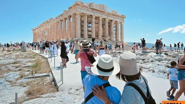 Άλμα 14,8% στις τουριστικές εισπράξεις το α εξάμηνο