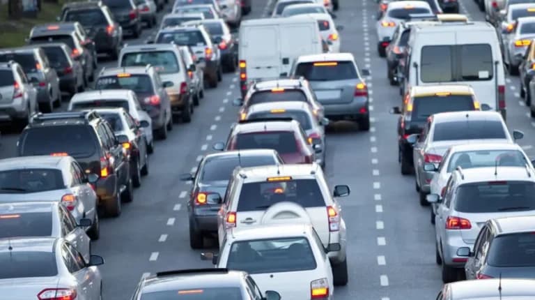 Το ΥΠΟΜΕ φέρνει ψηφιακή επανάσταση στις πινακίδες