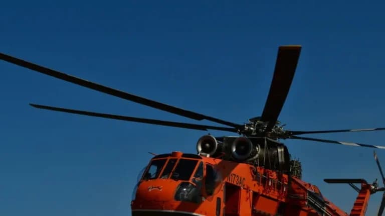Φωτιά στο 276χλμ της Εγνατίας Οδού στην Αλεξάνδρεια Ημαθίας