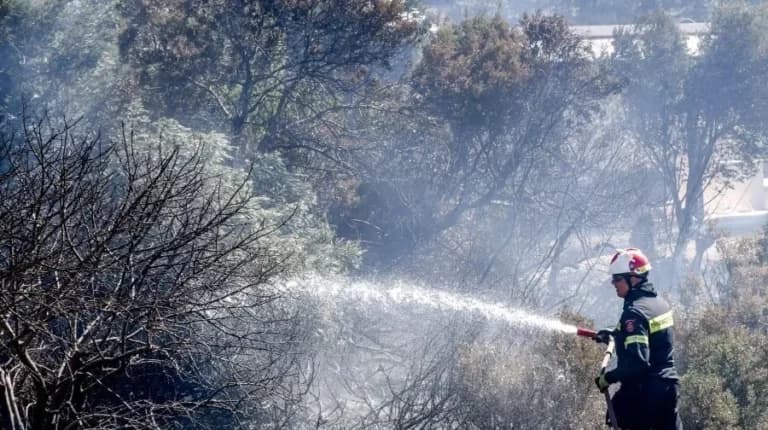 Φωτιά στον Στανό Αιτωλοακαρνανίας Κινητοποίηση Πυροσβεστικής