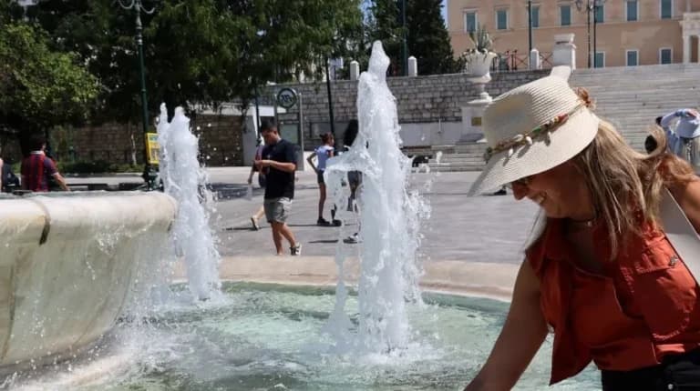 Ο καύσωνας υποχωρεί σταδιακά: Πότε πέφτει η θερμοκρασία