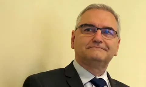 Γαλλία: Ο υπάλληλος υπουργείου που «παγίδευε» γυναίκες