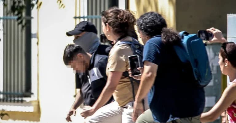 Ο Αφγανός πυγμάχος απολογείται για τη δολοφονία στην Κυψέλη