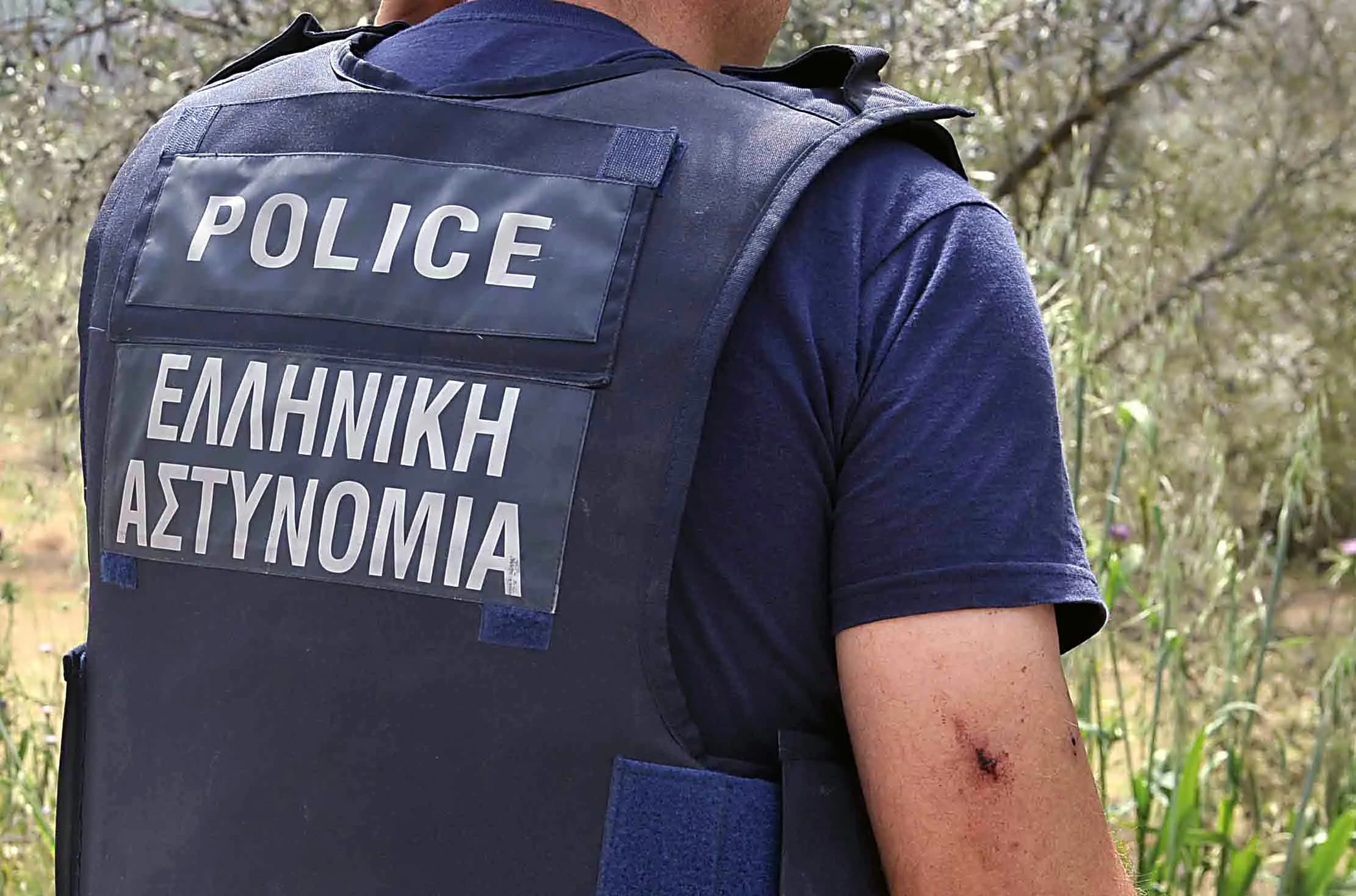 Νεκρός άνδρας εντοπίστηκε σε αυτοκίνητο στα Άνω Λιόσια