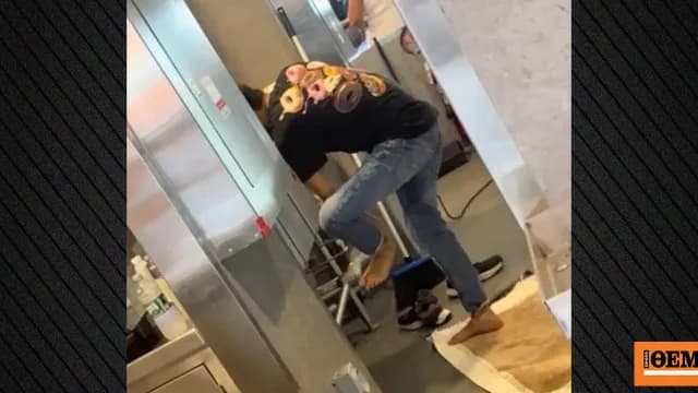 Ο υπάλληλος Dunkin που έπλενε τα πόδια στην κουζίνα στη Νέα Υόρκη