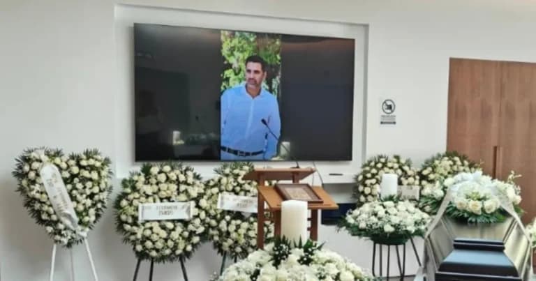 Βαθιά συγκίνηση στην κηδεία του Αριστοτέλη Δαμίγου