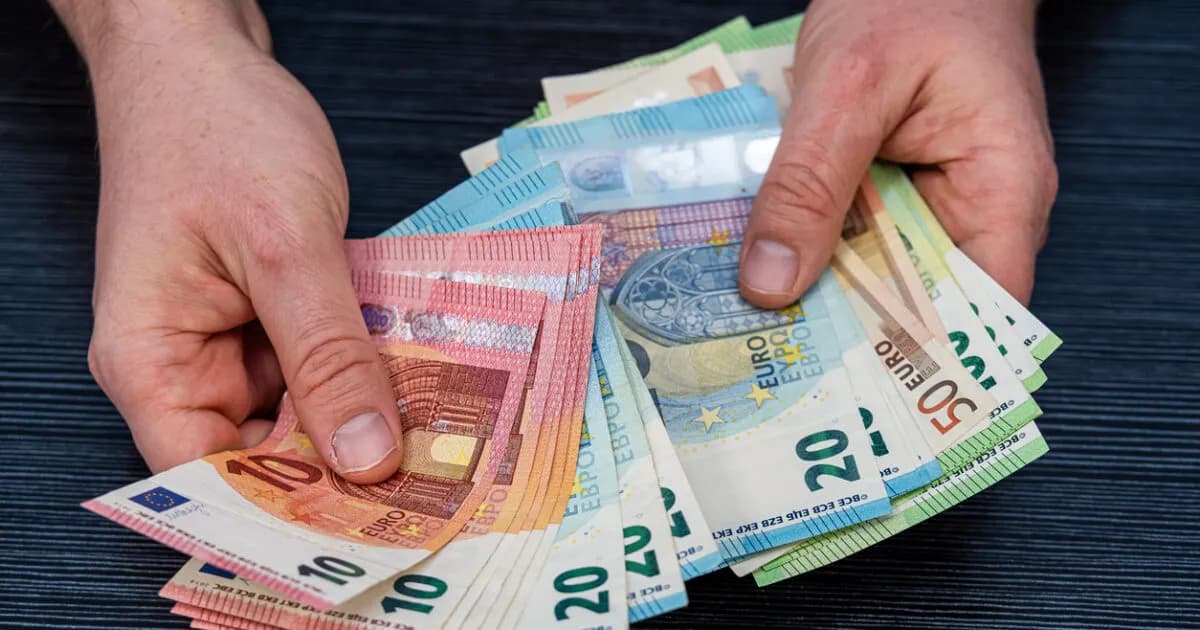 Ο ΕΦΚΑ και η ΔΥΠΑ καταβάλλουν 140,94 εκατ. ευρώ σε δικαιούχους