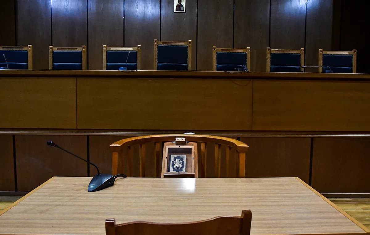 Ο αστυνομικός καταδικάστηκε στη Θεσσαλονίκη για απειλή