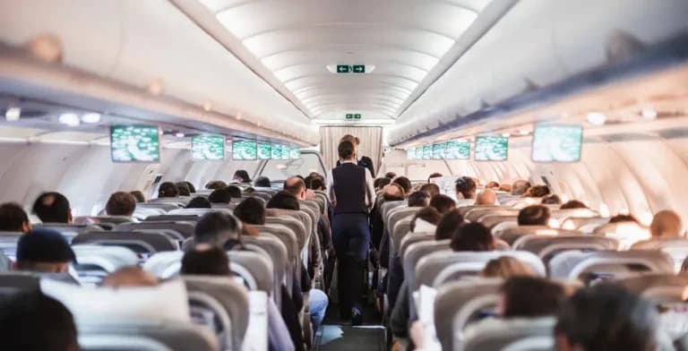 Ο Μυλωνάς καταγγέλλει πανικό σε πτήση της Sky Express