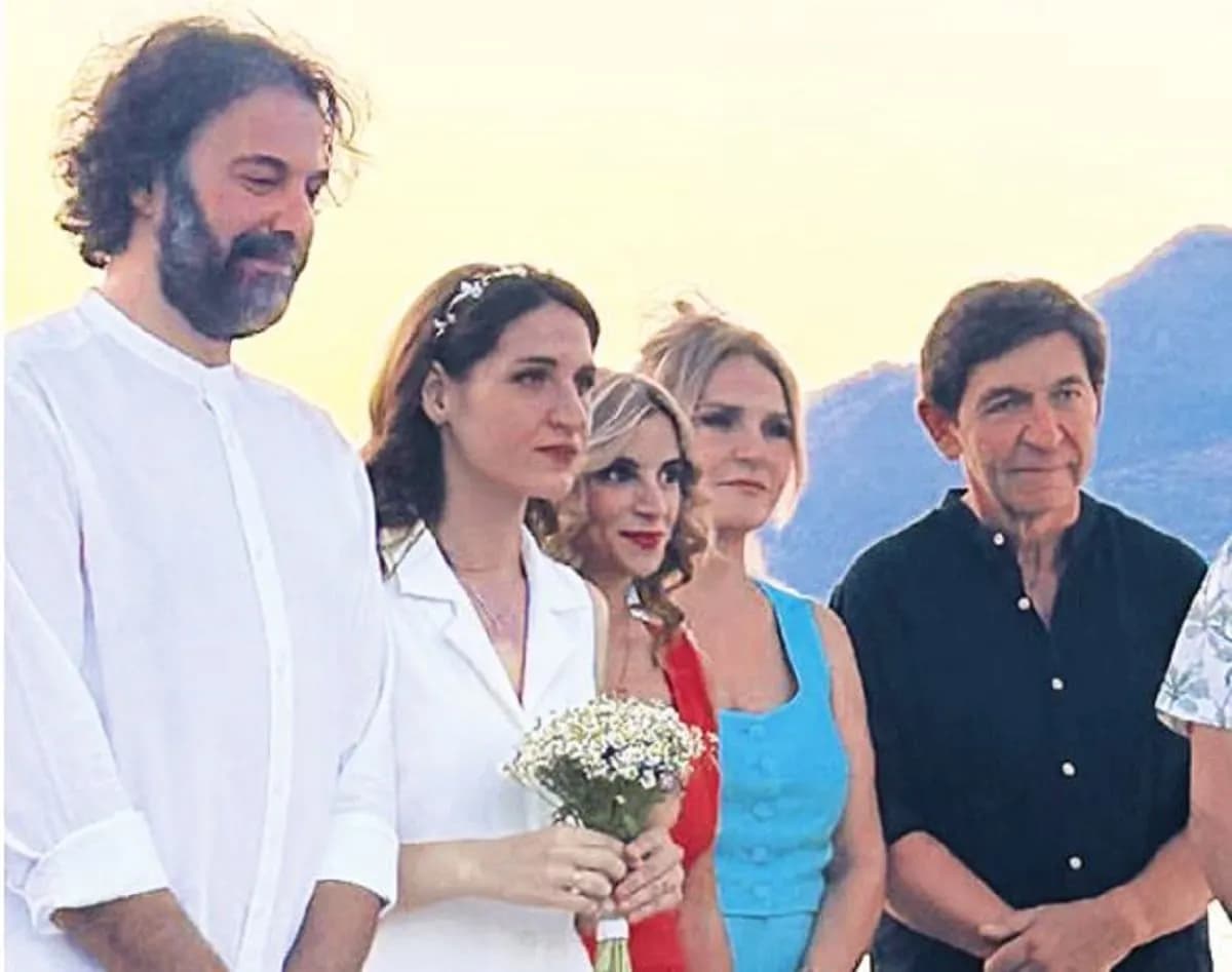 Ο μυστικός γάμος της Όλγας Σκιαδαρέση με τον Κώστα Χαϊκάλη