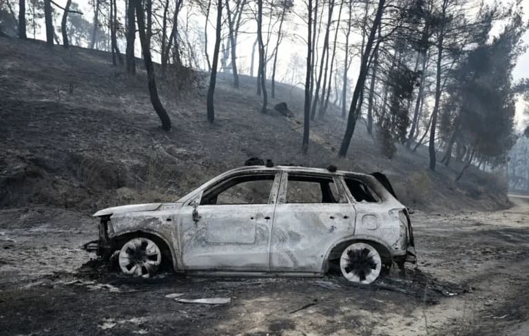 Οι πυρόπληκτοι της Χαλκιδικής καταγγέλλουν την Τροχαία