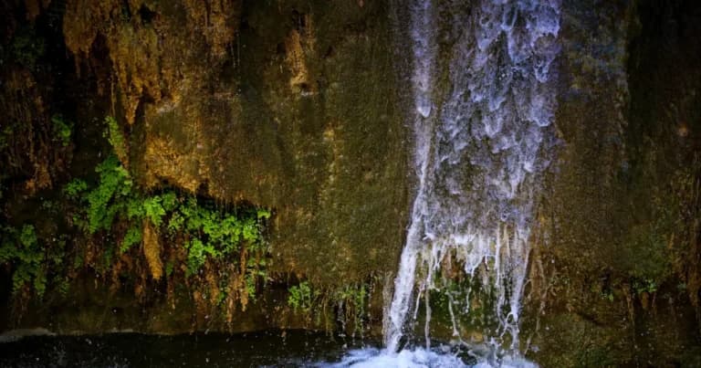 Η 18χρονη Κατερίνα πνίγηκε στους καταρράκτες Δερματά στη Βέροια