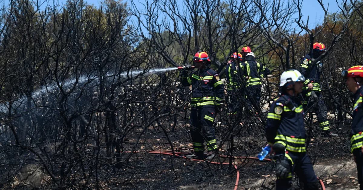 Η πυρκαγιά στο Κορωπί και η φωτιά στη Λαμία τέθηκαν υπό έλεγχο