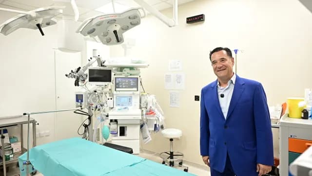 Ο Γεωργιάδης ανακοινώνει δωρεάν έλεγχο καρκίνου δέρματος