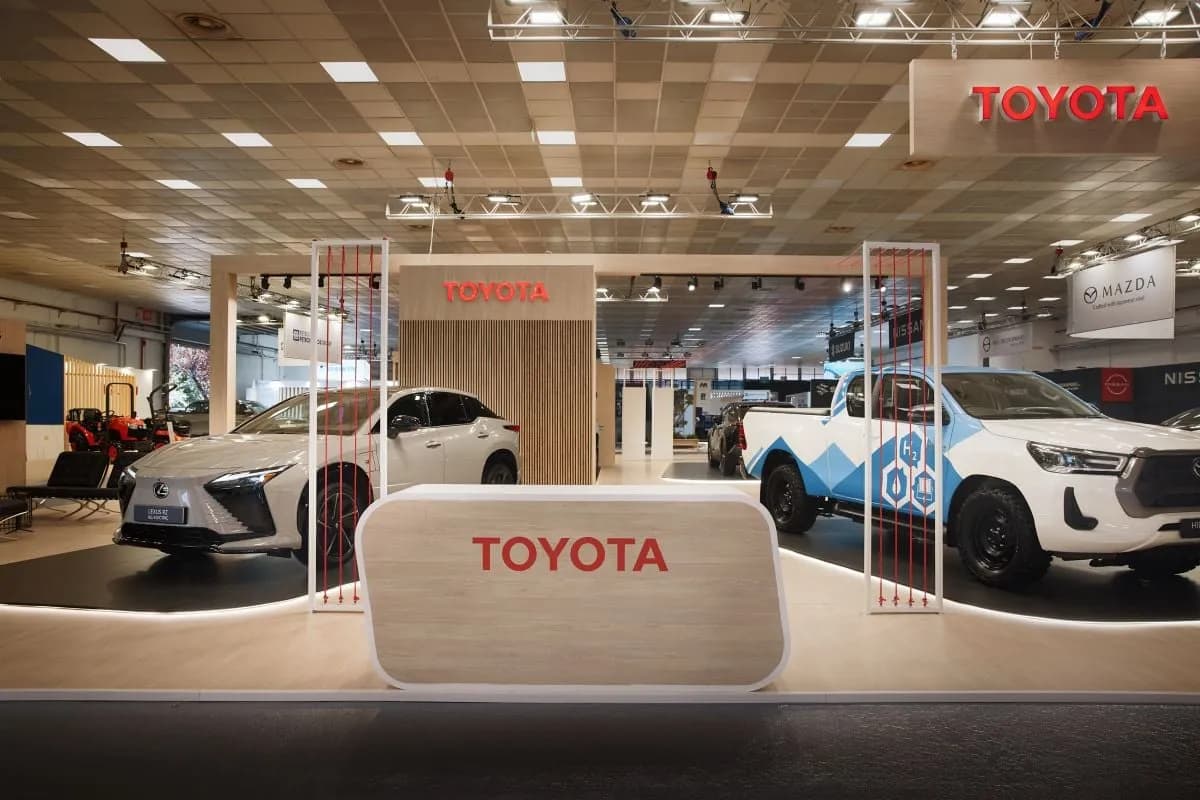 Η Toyota στη ΔΕΘ 2025: Το THE LOOM τιμά τον αργαλειό του 1926