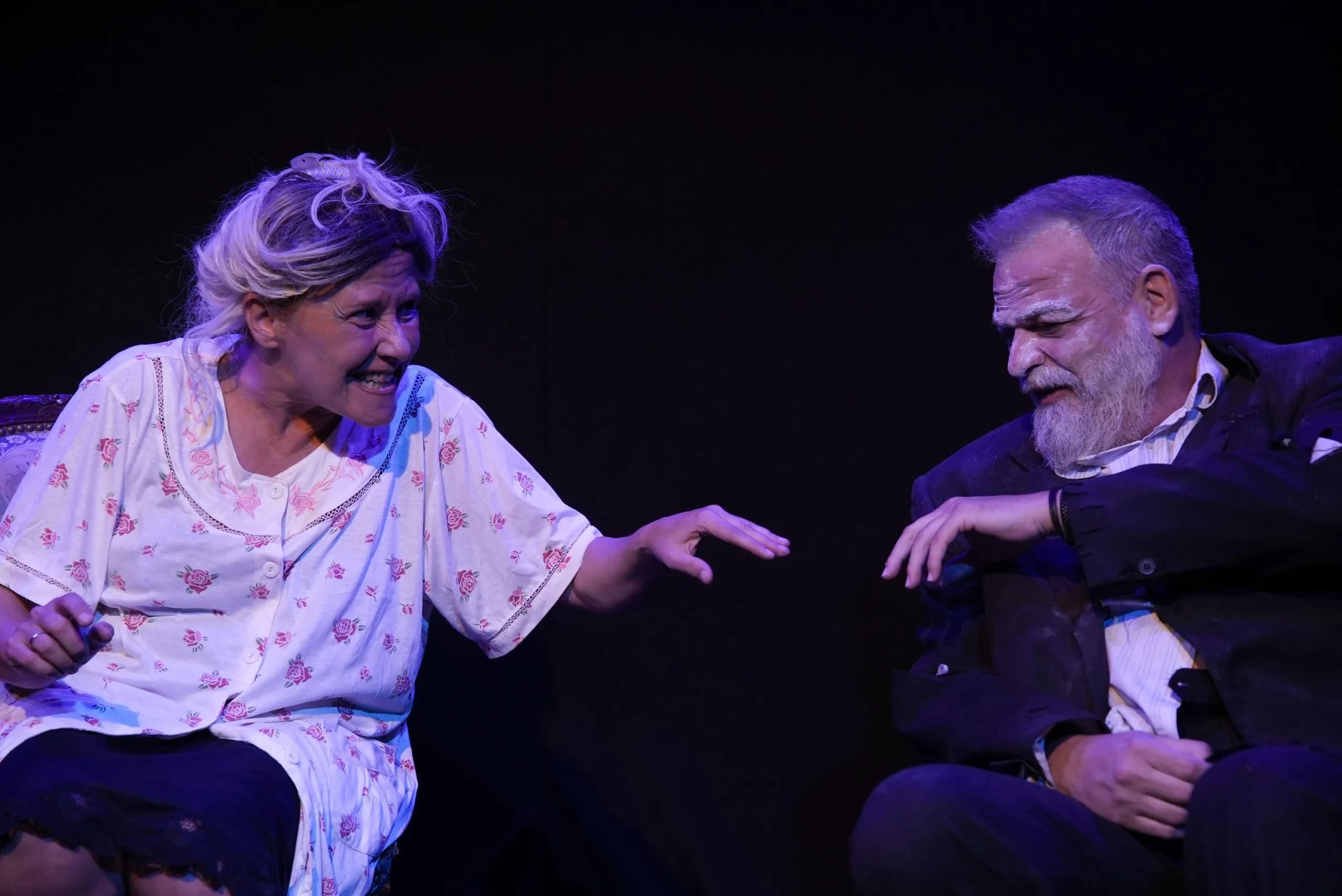 Το Theatre of the No ανεβάζει τις «Καρέκλες» του Ιονέσκο