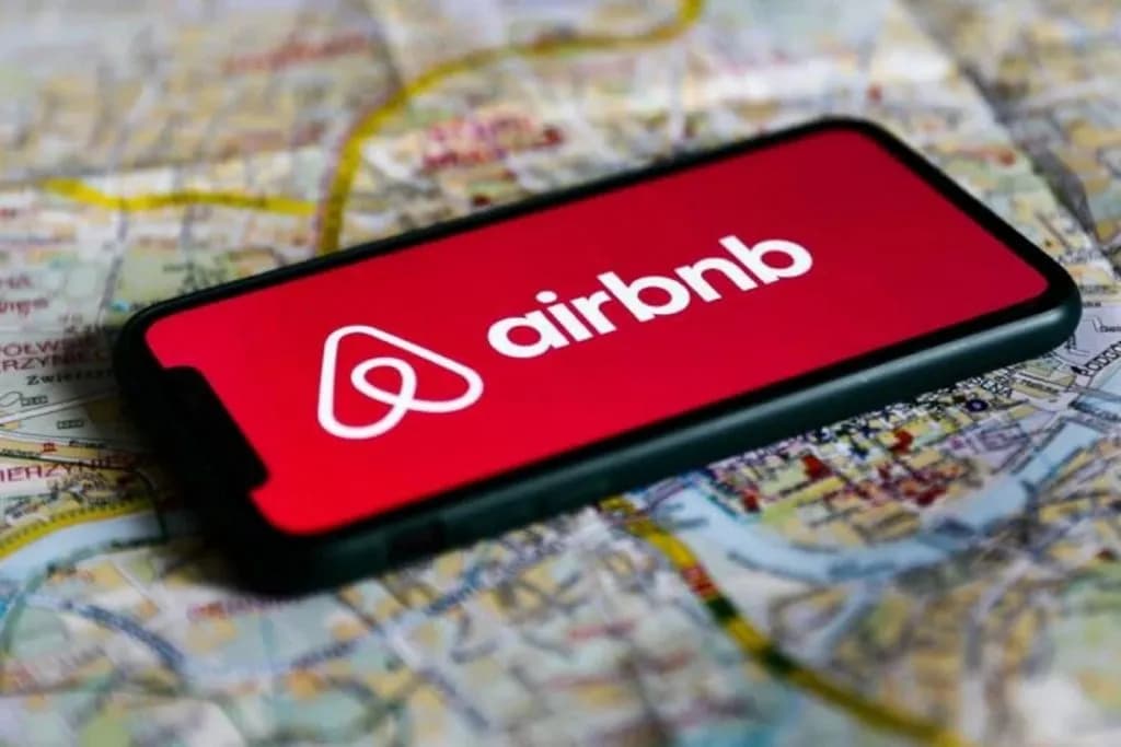 Η ΑΑΔΕ ελέγχει τις βραχυχρόνιες μισθώσεις Airbnb