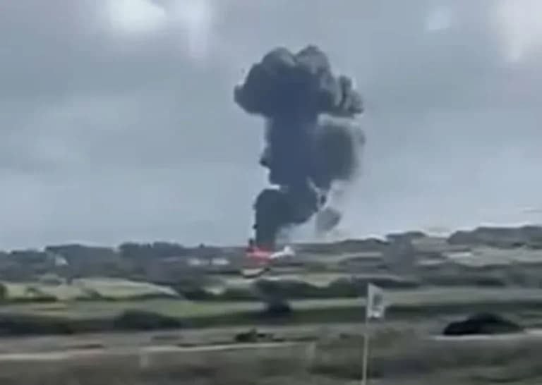 Συνετρίβη αεροσκάφος της RAF στην Ουαλία, σώοι οι πιλότοι