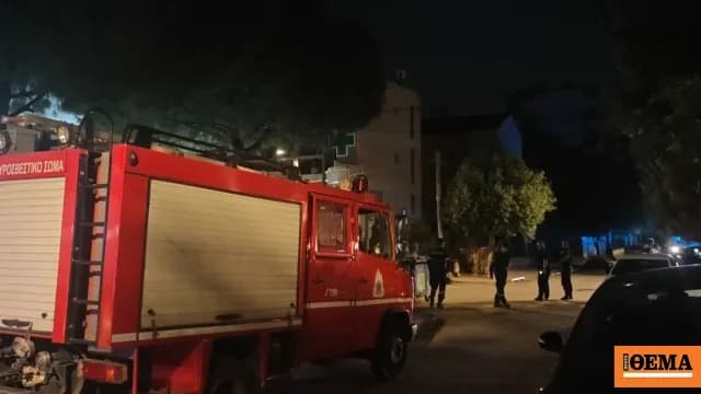 Η φωτιά σε διαμέρισμα 4ου ορόφου στη Θεσσαλονίκη, χωρίς θύματα