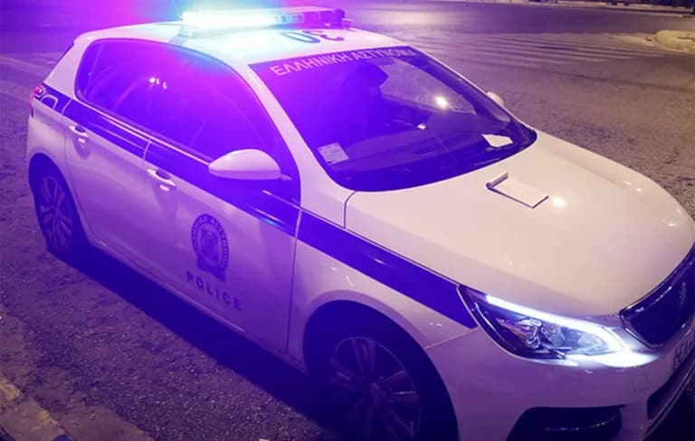 Ανατίναξαν ΑΤΜ στη Στούπα και άρπαξαν 217.610 ευρώ