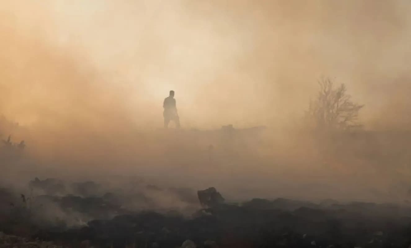Η πυρκαγιά στην Κροατία εκκένωσε το νησί Μπρατς από 230 κατοίκους