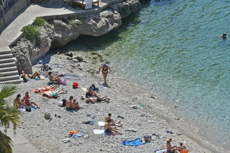 Ο καιρός σήμερα: Αίθριος με θερμοκρασία έως 36 βαθμούς