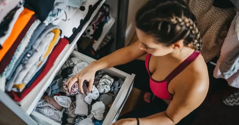 Το one-drawer challenge: η τάση κατά του άγχους